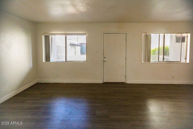 1702 W Tuckey Lane 103, Phoenix, AZ 85015