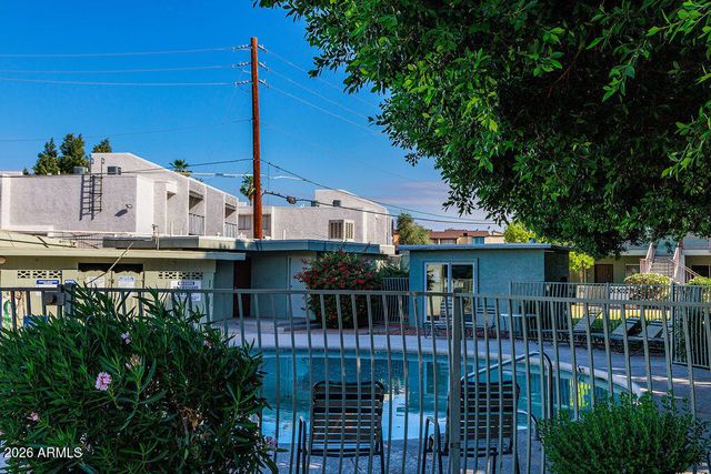 1702 W Tuckey Lane 103, Phoenix, AZ 85015