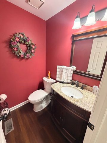 1219 Huntington Drive, Mundelein, IL 60060