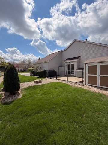 1219 Huntington Drive, Mundelein, IL 60060