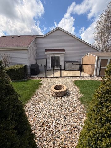 1219 Huntington Drive, Mundelein, IL 60060