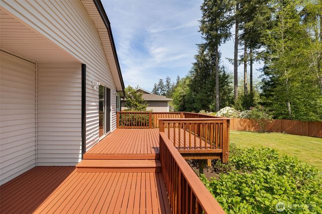 6457 Crossing Place SW, Port Orchard, WA 98367