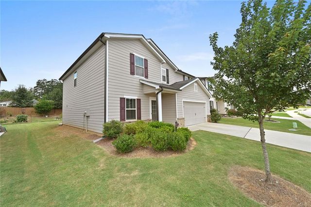 4939 Dufour Drive, Lilburn, GA 30047