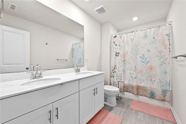 4939 Dufour Drive, Lilburn, GA 30047