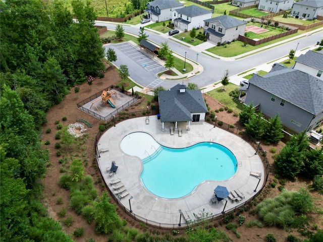 4939 Dufour Drive, Lilburn, GA 30047