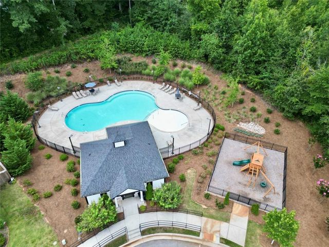 4939 Dufour Drive, Lilburn, GA 30047
