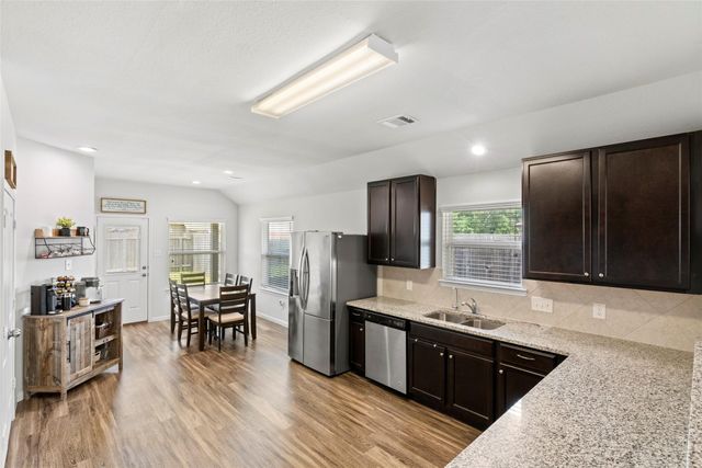 10307 Leafy Autumn Path, Houston, TX 77044