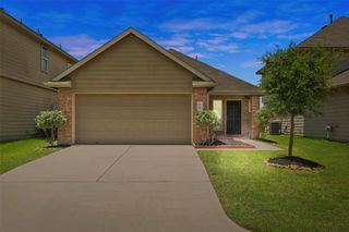 10307 Leafy Autumn Path, Houston, TX 77044