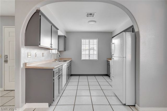 5270 Carriellen Lane A, Las Vegas, NV 89110