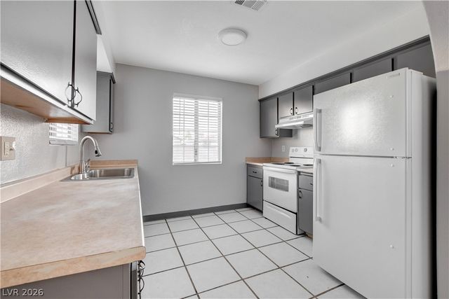 5270 Carriellen Lane A, Las Vegas, NV 89110