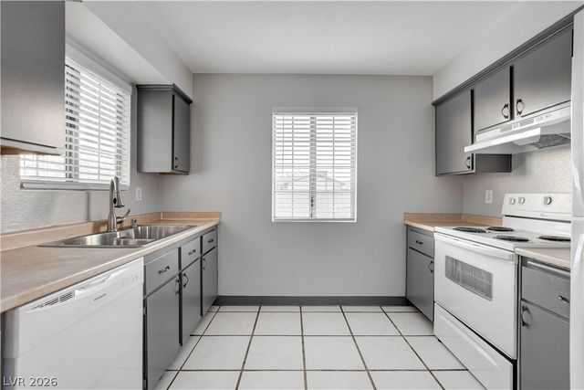 5270 Carriellen Lane A, Las Vegas, NV 89110