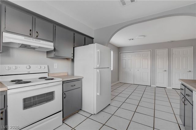 5270 Carriellen Lane A, Las Vegas, NV 89110