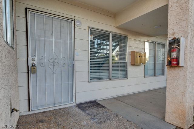 5270 Carriellen Lane A, Las Vegas, NV 89110