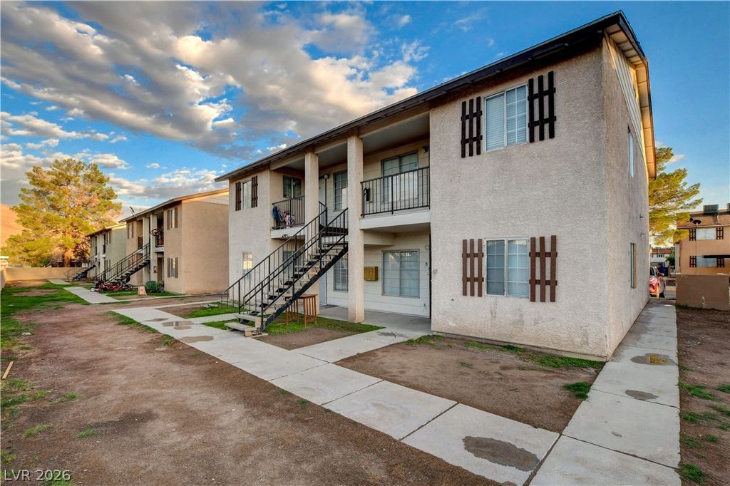 5270 Carriellen Lane A, Las Vegas, NV 89110