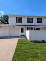 17500 Independence Court 4B, Brook Park, OH 44142