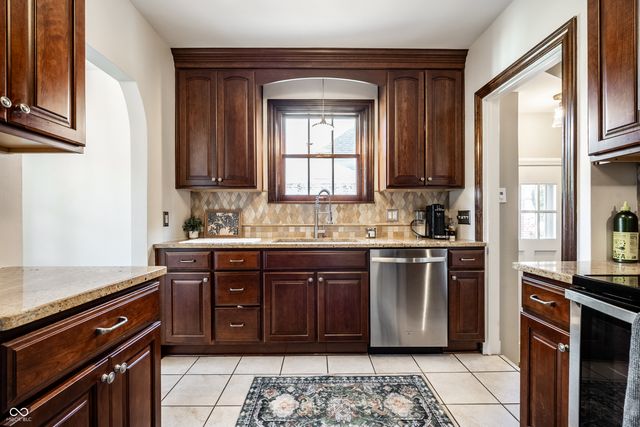 5454 N Illinois Street, Indianapolis, IN 46208