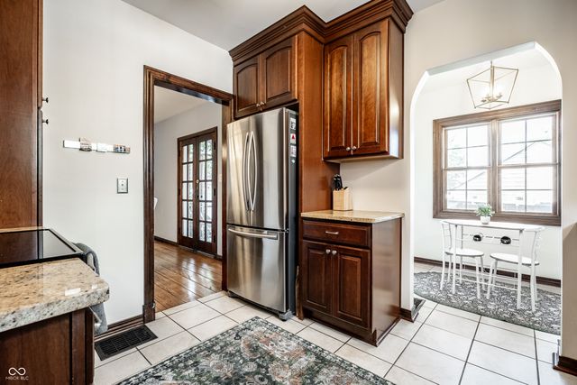 5454 N Illinois Street, Indianapolis, IN 46208