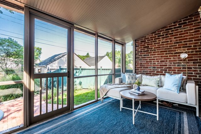 5454 N Illinois Street, Indianapolis, IN 46208