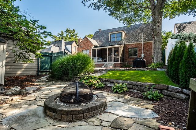 5454 N Illinois Street, Indianapolis, IN 46208