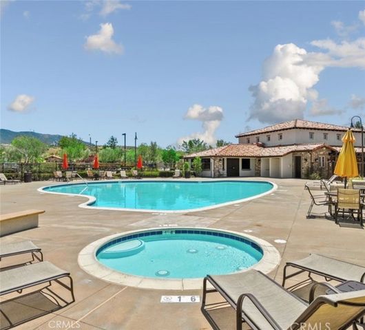 264 Tanglewood Drive, Calimesa, CA 92320