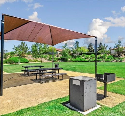 264 Tanglewood Drive, Calimesa, CA 92320