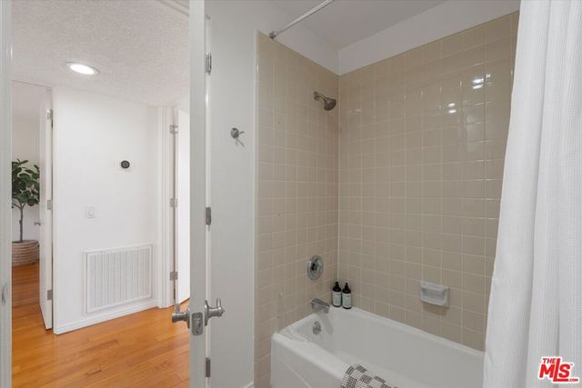 484 E California Boulevard 36, Pasadena, CA 91106