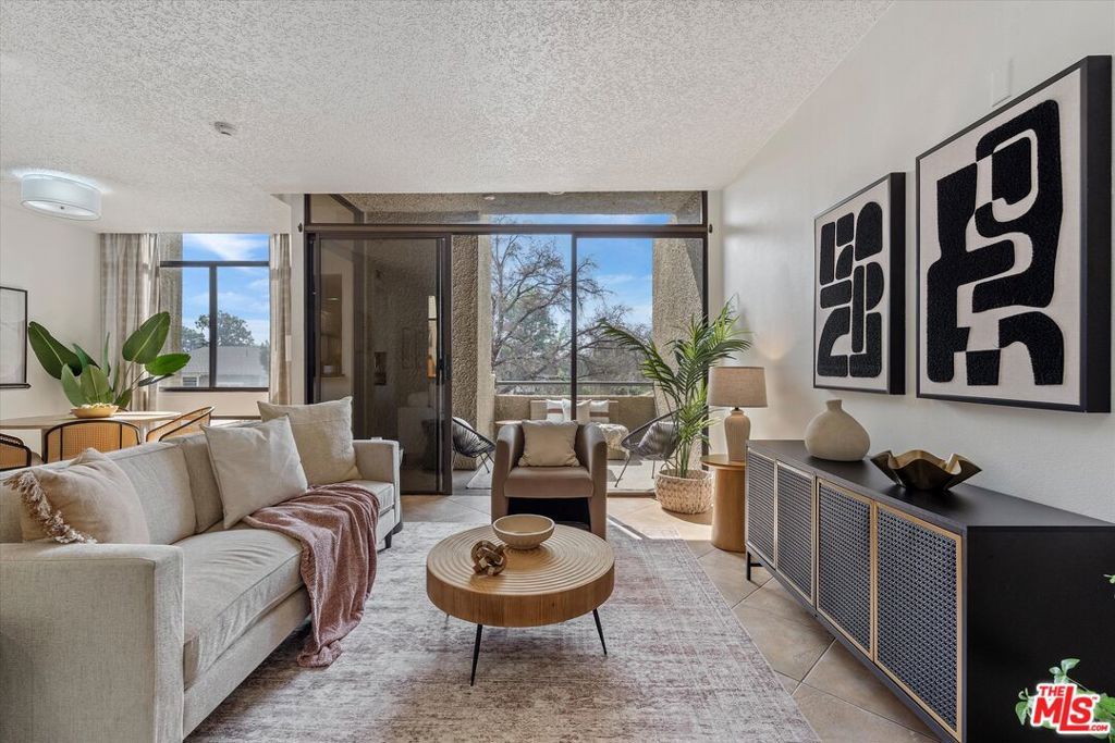 Image 1 of property listing at 484 E California Boulevard 36, Pasadena, CA 91106