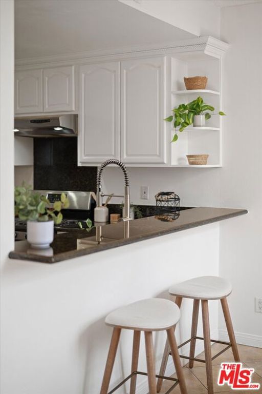 Image 10 of property listing at 484 E California Boulevard 36, Pasadena, CA 91106