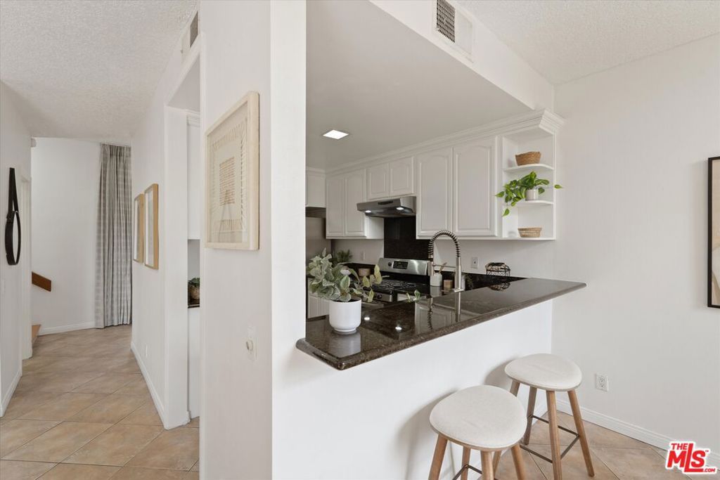 Image 11 of property listing at 484 E California Boulevard 36, Pasadena, CA 91106