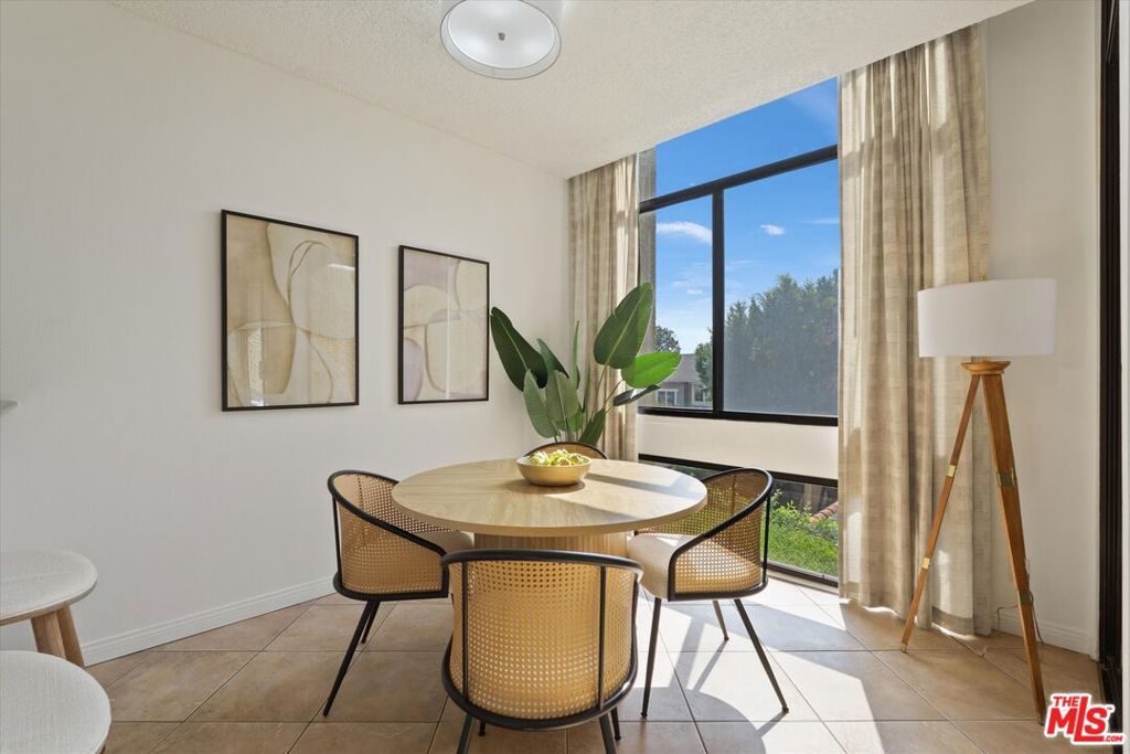 Image 12 of property listing at 484 E California Boulevard 36, Pasadena, CA 91106