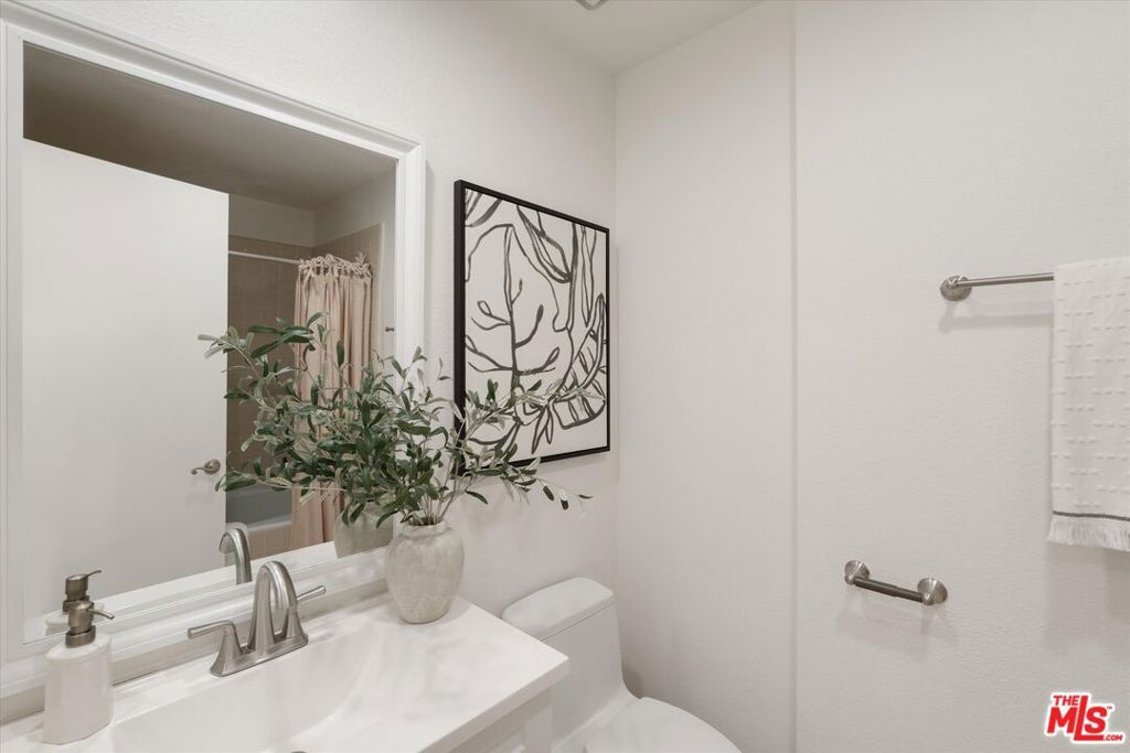 Image 31 of property listing at 484 E California Boulevard 36, Pasadena, CA 91106