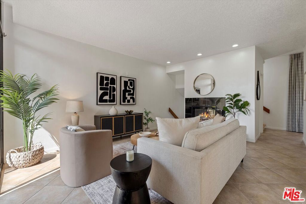 Image 4 of property listing at 484 E California Boulevard 36, Pasadena, CA 91106