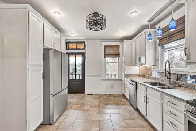 2114 Memorial AVE, Roanoke, VA 24015