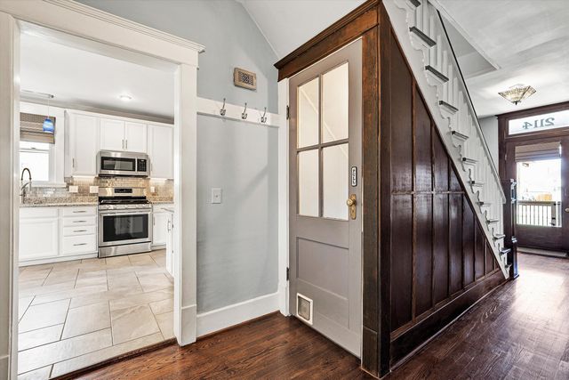 2114 Memorial AVE, Roanoke, VA 24015