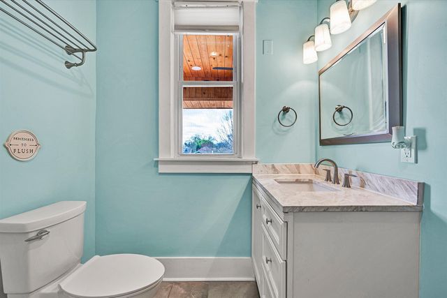 2114 Memorial AVE, Roanoke, VA 24015