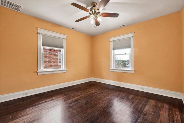 2114 Memorial AVE, Roanoke, VA 24015