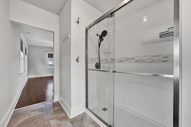 2114 Memorial AVE, Roanoke, VA 24015