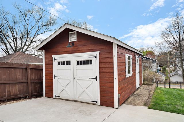 2114 Memorial AVE, Roanoke, VA 24015