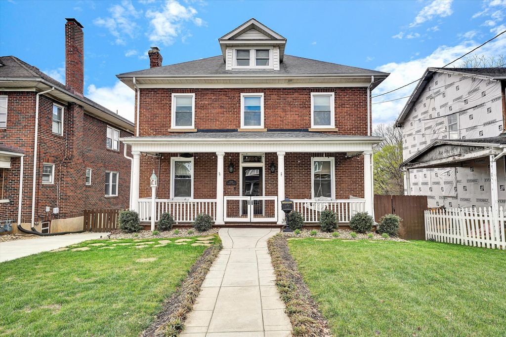 2114 Memorial AVE, Roanoke, VA 24015