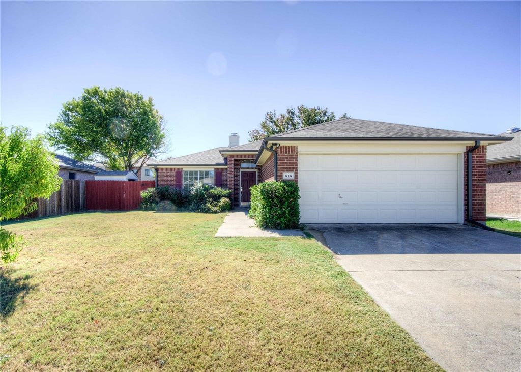 616 Mustang Court, Little Elm, TX 75068