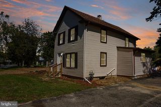 1824 N TUCKAHOE RD, Williamstown, NJ 08094
