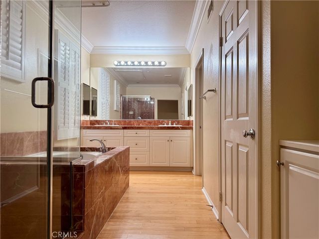 31 Regal, Irvine, CA 92620