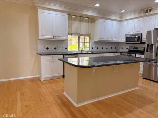 31 Regal, Irvine, CA 92620