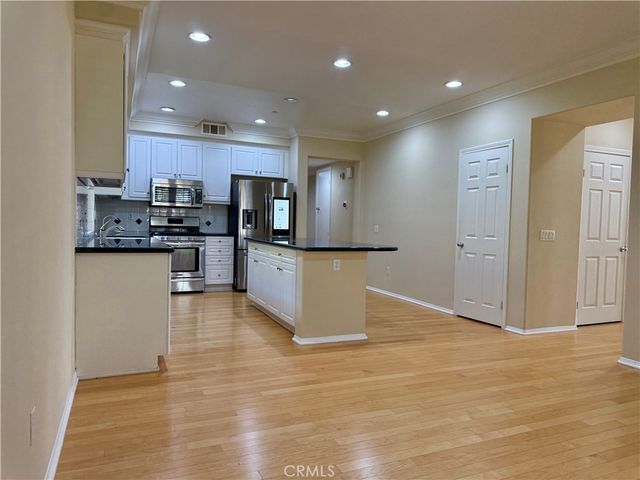 31 Regal, Irvine, CA 92620