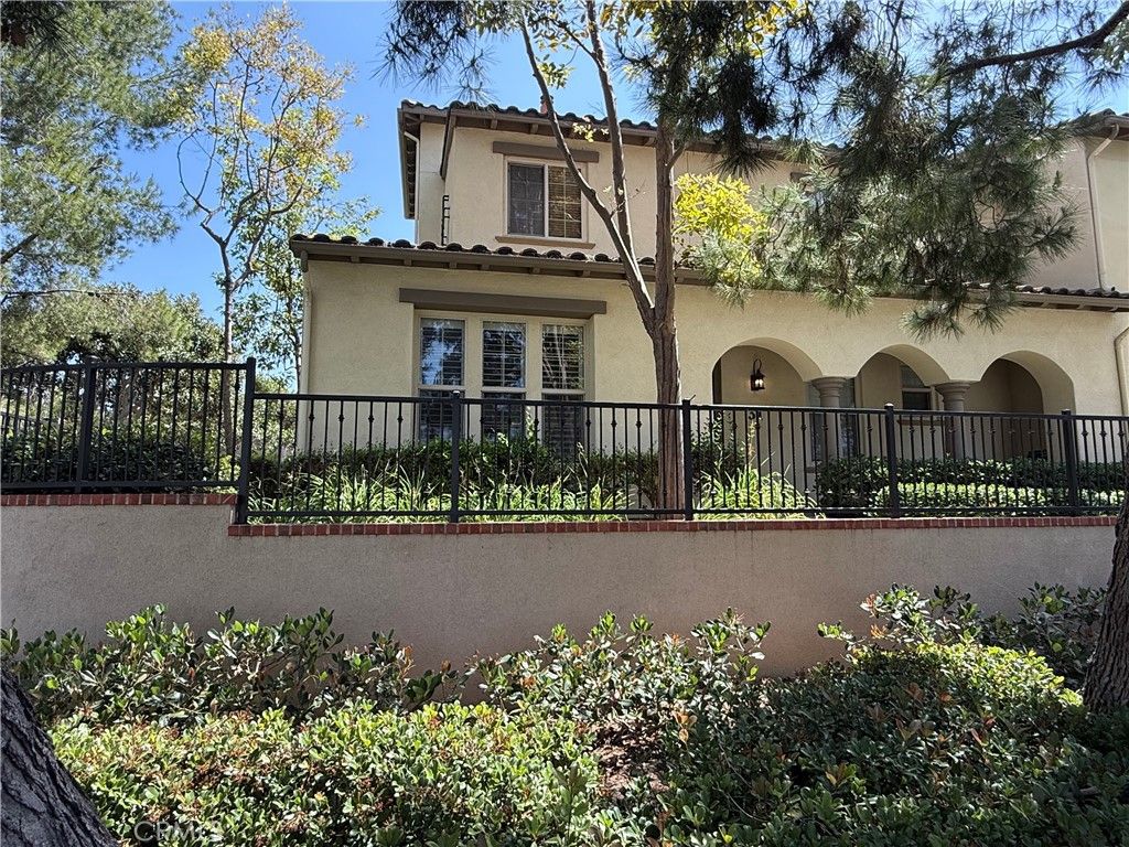 31 Regal, Irvine, CA 92620