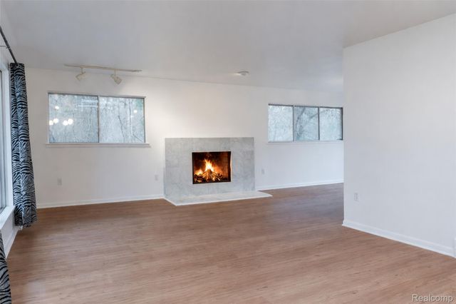 30540 N Greenbriar Road, Franklin Village, MI 48025