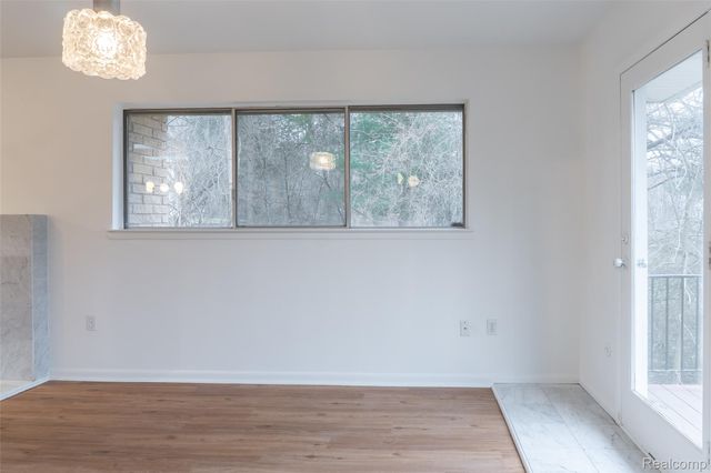 30540 N Greenbriar Road, Franklin Village, MI 48025