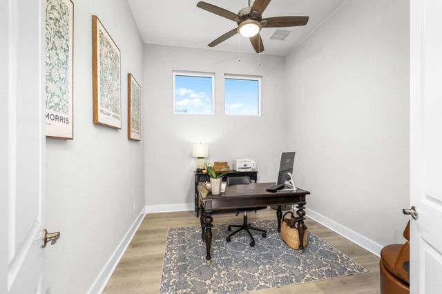 132 McNaughton DR, Liberty Hill, TX 78642