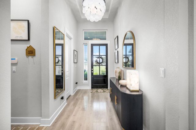 132 McNaughton DR, Liberty Hill, TX 78642
