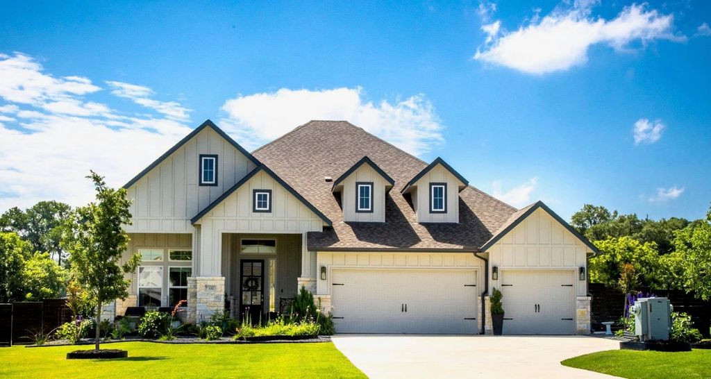 132 McNaughton DR, Liberty Hill, TX 78642